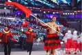 汤加“网红旗手”再次赤膊上阵 贯穿两季奥运开幕式堪称传奇