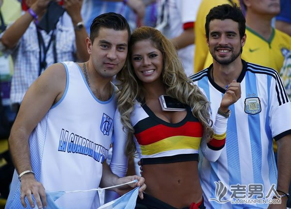 >让阿根廷男球迷爱恨交加的德国女球迷