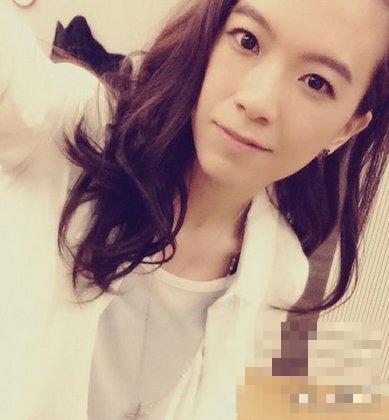 >长发张芸京柔美恬静 明星教你如何打造长发淑女风