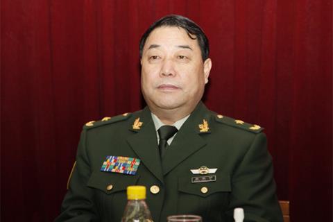>杨骏飞少将 何宏成任武警部队副参谋长 前任杨斌少将退役