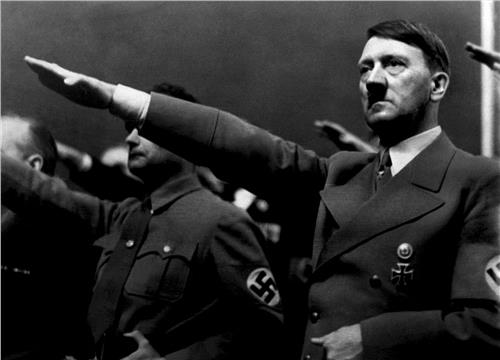 希特勒的“接班人”:为何选择邓尼茨?