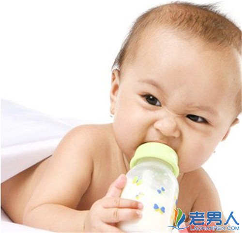 >教你如何看宝宝混合喂养好不好及母乳如何喂养效果最佳