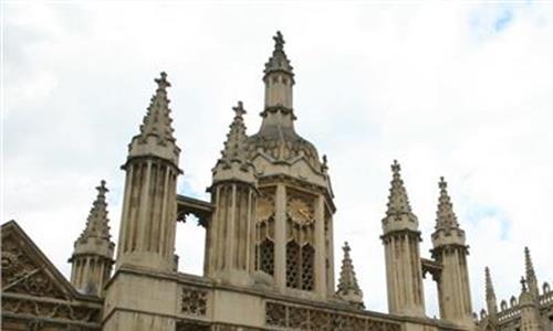 剑桥大学图书馆 18岁女孩靠自学被剑桥大学录取(图)