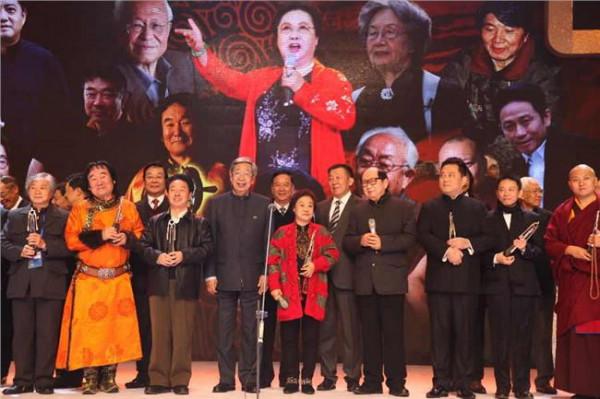 刘和平剧作家 “2014中华文化人物”在汉揭晓 剧作家刘和平、诗词家叶嘉莹获奖