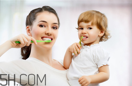 牙齿健康吃什么？关于牙齿的15个知识