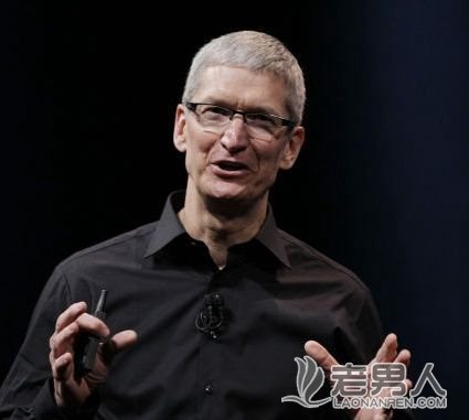 苹果CEO库克宣布出柜：成为同性恋是上帝赐予的礼物