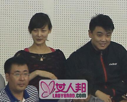 乒乓球运动员王皓老婆闫博雅个人资料简历和照片