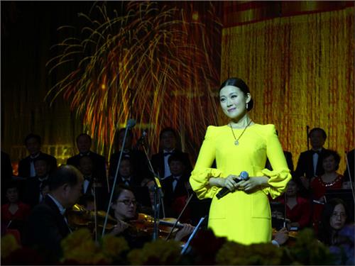 常思思在京办音乐会 常思思北京新春音乐会演唱《春风的话》 彰显大爱