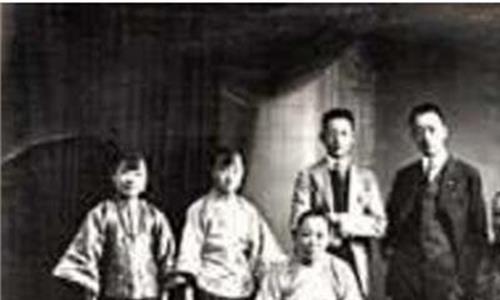 >李庆远的24个老婆图 活了256岁的人是谁 李庆远(历经九代帝王/娶24个妻子)