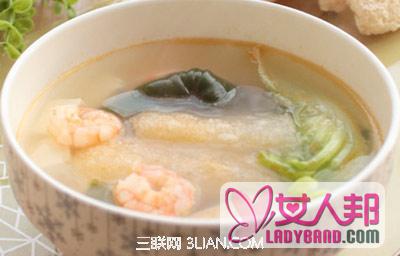 鲜虾豆腐海带汤预防乳腺癌