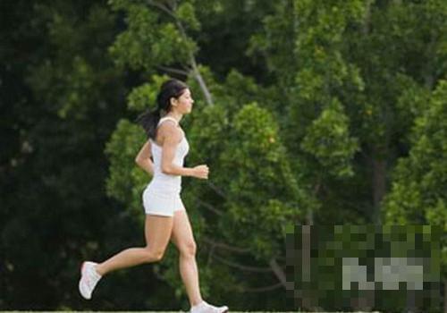 慢跑一小时消耗多少卡路里