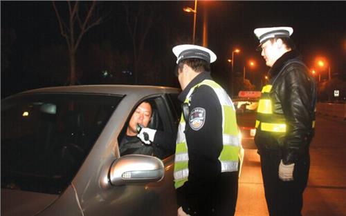 道路交通安全整治不力四川7个市长被约谈 小记者李建军潘军峰
