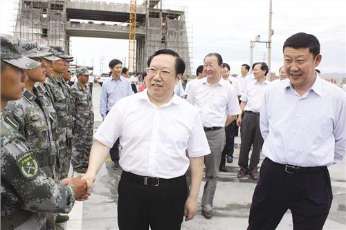 美华:湖北省常务副省长王晓东今天率参访团抵达台北