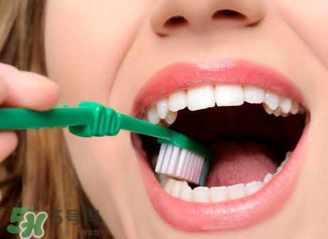 补牙后多久可以刷牙?补牙后多长时间能刷牙?