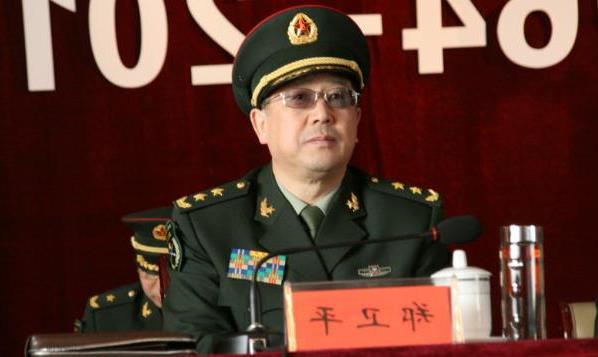 >【郑卫平】南京军区政委郑卫平是目前最年轻的大军区政委