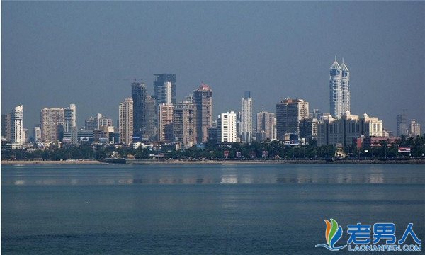 >印度最大城市孟买 阿拉伯海上的美丽海湾