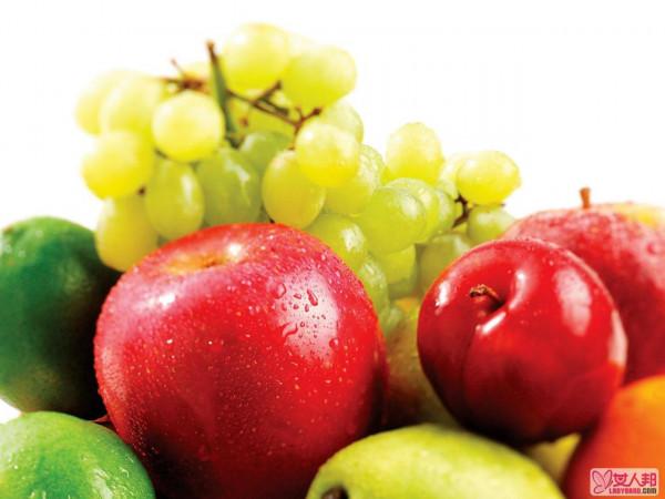 >夏天吃水果的注意事项 夏季哪些水果能吃哪些水果不能吃