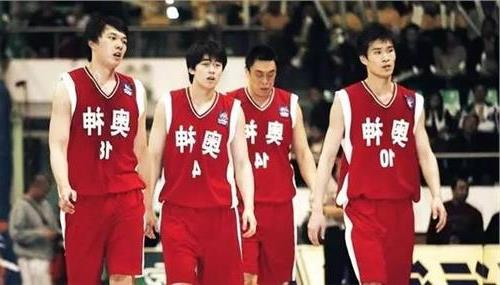 篮球李晓勇与李春江 专访李晓勇:我与篮球恋爱了22年 以后一定当教练