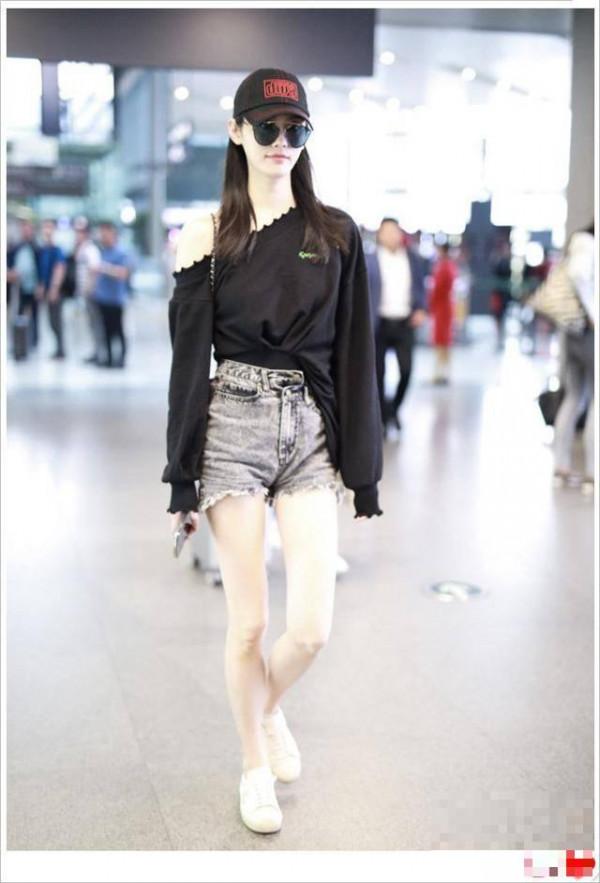 当林志玲机场遇上奚梦瑶，网友：终于见识到超模和野模的差距了！