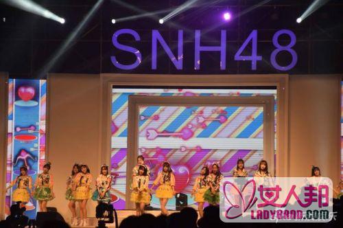 >2016年SNH48第二届风尚大赏上海举行 许佳琪再度夺冠