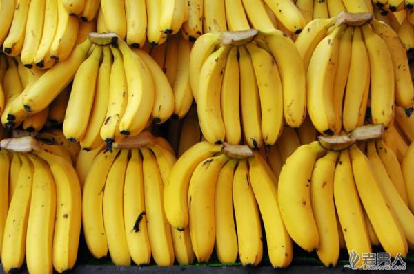 >香蕉的功效与作用 50岁以后的女性吃香蕉中风概率低
