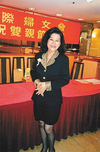 霍英东太太吕燕妮病逝 香港霍氏家族霍英东的三位太太(组图)