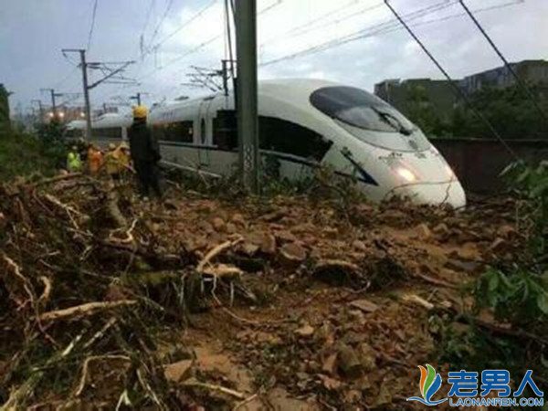 >南京南动车所塌方 导致宁安高铁列车出现晚点