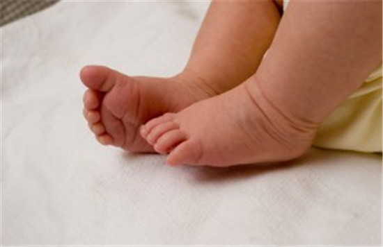如何防止宝宝患扁平足有哪些危害