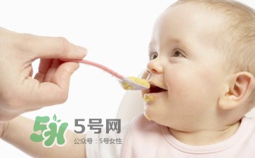 一岁后的宝宝如何喂养？宝宝喝牛奶好吗？