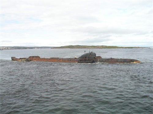 俄罗斯核潜艇沉没北冰洋