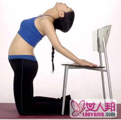 >分享产妇瘦腰瑜伽图  教你6招瑜伽瘦腰动作