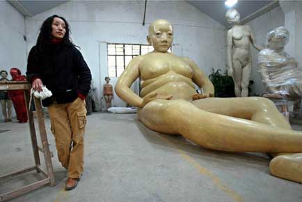 向京瞿广慈雕塑工作室 瞿广慈向京夫妇雕塑双个展在上海展出