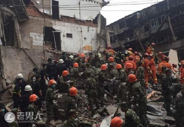 >浙江温州三幢楼房倒塌多人被埋 4人已确认死亡