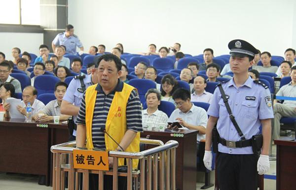 蚌埠副市长刘亚夫人 蚌埠原副市长刘亚一审获刑20年 曾不间断受贿20年
