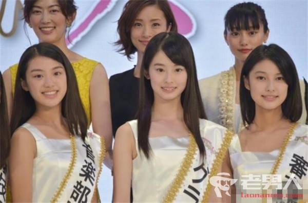 全日本国民美少女出炉 13岁冠军私房照欣赏