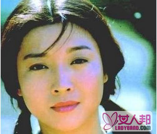 她和徐帆是同班同学 假戏真做去世时仅28岁