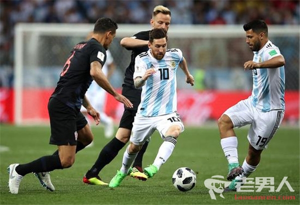 >世界杯：克罗地亚晋级 阿根廷惨败命悬一线