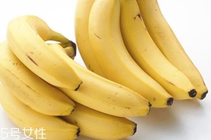 湿气重不能吃哪些水果？西瓜香蕉不要吃
