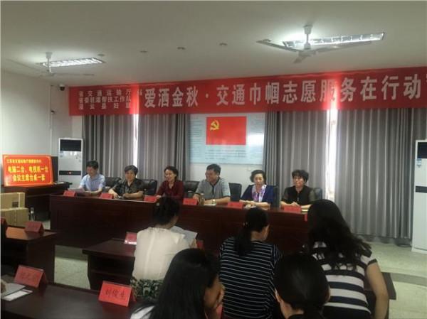 左军都督府 灌云县委书记左军接受新华报业记者采访 看看都说了哪