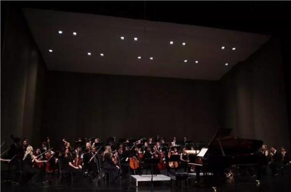 卡门组曲德国交响乐团 嘉定新城之夜 德国汉堡节日交响乐团音乐会