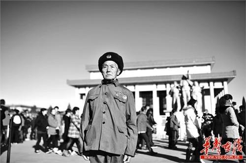 毛泽东警卫员陈昌奉 唯一为毛泽东“替死”过的警卫员胡昌保 毛泽东抱尸痛哭