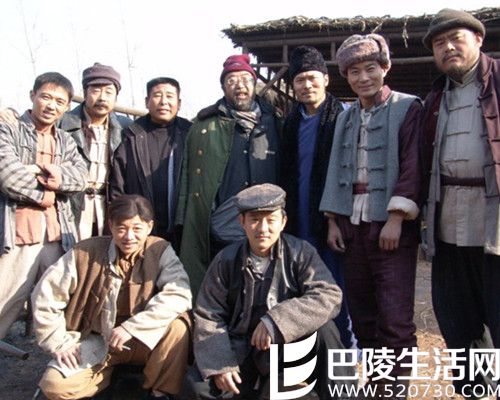 铁道游击队电视剧1集剧情简介 重返枣庄刘洪部署战斗