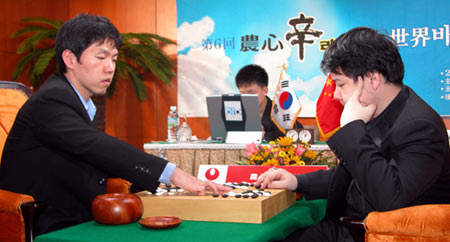 李昌镐崔泽 热播韩剧再现围棋传奇!李昌镐与崔泽极其相似