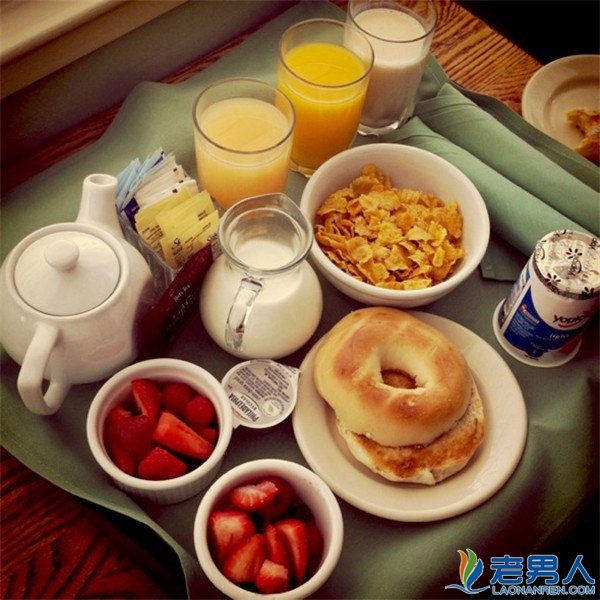 早餐5种吃法让女人更年轻 早餐要知道的三不宜