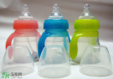 硅胶奶瓶多久换一次？硅胶奶瓶需要换吗？