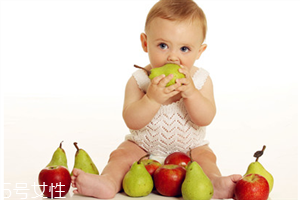 宝宝吃梨有什么好处？宝宝吃水果的方法