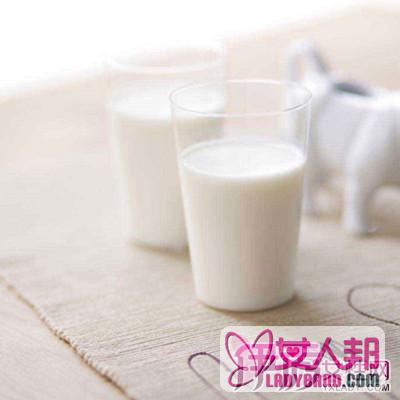 >牛奶的功效与作用有哪些？ 教你8种美容功效用法