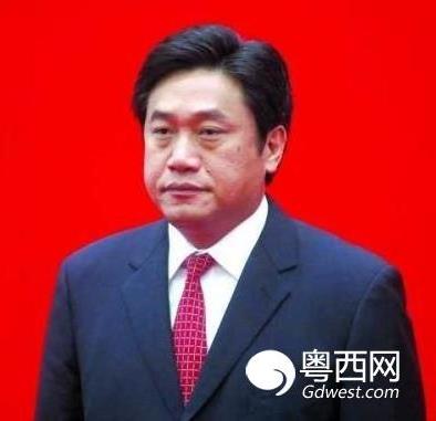 >邓海光:成为本届广东最年轻的副省长