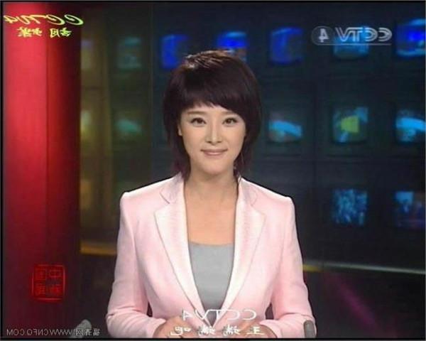 >谢颖颖和马洪涛 央视2套节目主持人芮成钢和马洪涛的相貌是不是很相似?好像是一样?