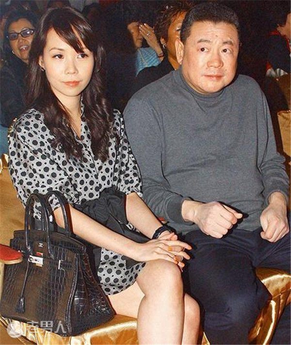 刘銮雄高调宣布与女友吕丽君分手 但其实两人前年就分开了